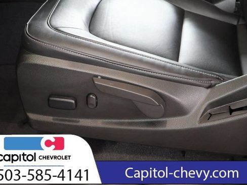 Used 2022 Chevrolet Colorado LT w/ Luxury Package AWD/4WD image 14