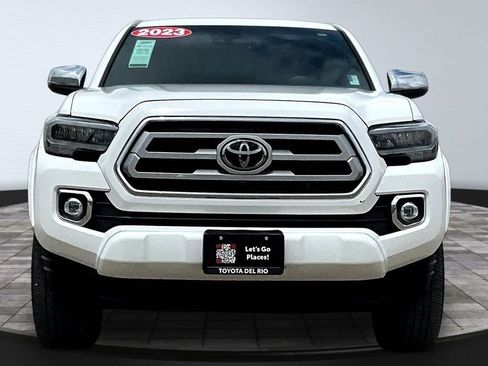 Used 2023 Toyota Tacoma Limited AWD/4WD image 3