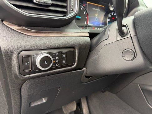 Used 2023 Ford Explorer Limited w/ Limited Technology Package image 21