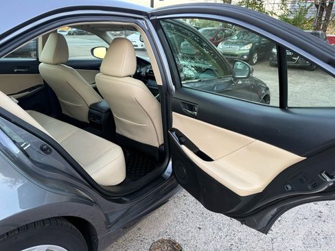 Used 2016 Lexus IS 200t image 20