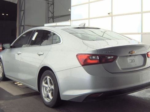 Used 2017 Chevrolet Malibu LS image 22