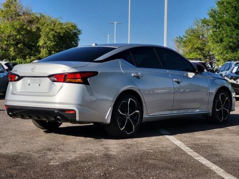Certified 2025 Nissan Altima 2.5 SR FWD image 6