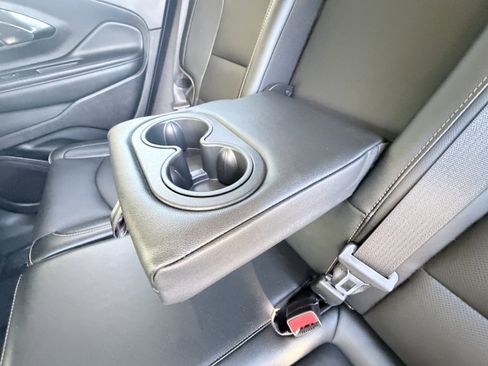 Used 2024 GMC Terrain AT4 image 17