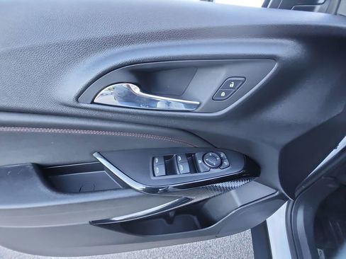 Certified 2025 Chevrolet Trax RS w/ Driver Confidence Package image 26