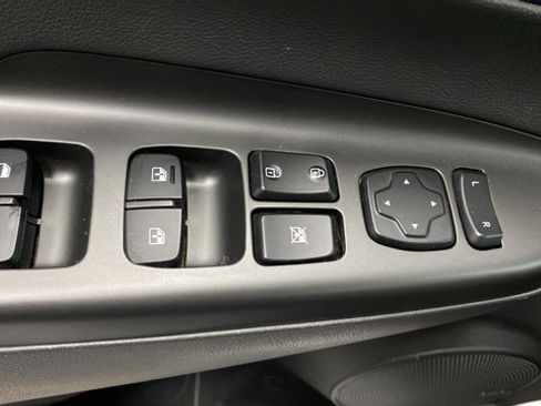 Used 2021 Hyundai Kona Limited AWD/4WD image 22