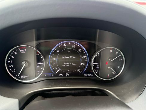 Used 2022 Buick Enclave Premium AWD/4WD image 31