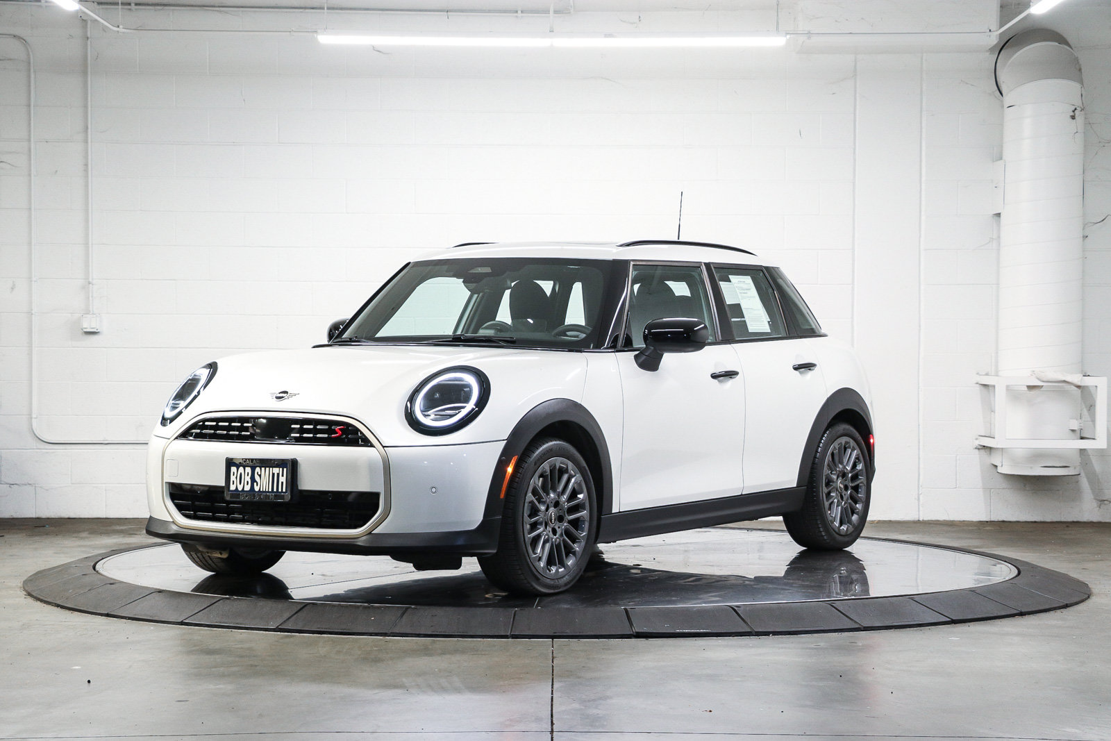 Used 2026 MINI Cooper S FWD image 3