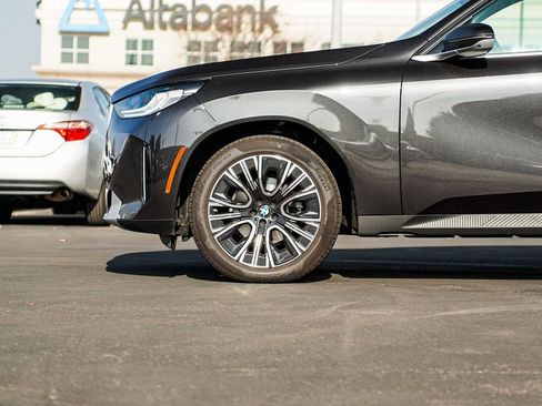 Used 2026 BMW X3 xDrive30 w/ Premium Package image 8