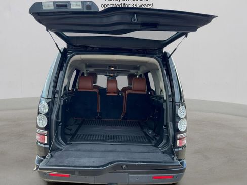 Used 2016 Land Rover LR4 HSE LUX image 19