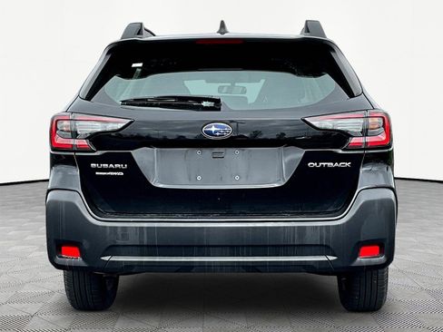 Used 2023 Subaru Outback AWD/4WD image 5