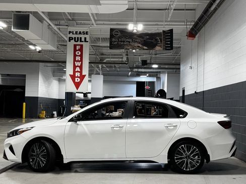 Used 2023 Kia Forte GT-Line w/ GT-Line Premium Package image 29