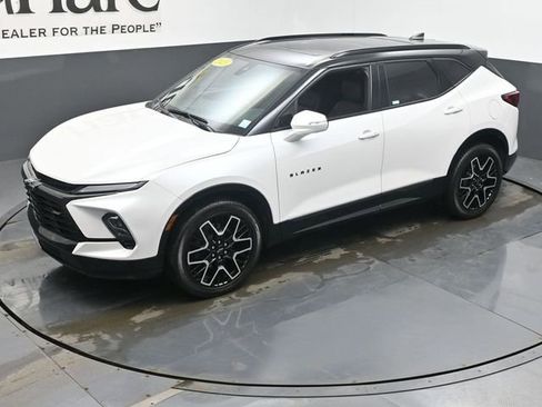 Used 2023 Chevrolet Blazer RS w/ Driver Confidence II Package image 43