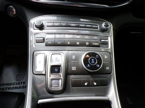 Certified 2023 Hyundai Santa Fe SEL w/ Premium Package AWD/4WD image 28