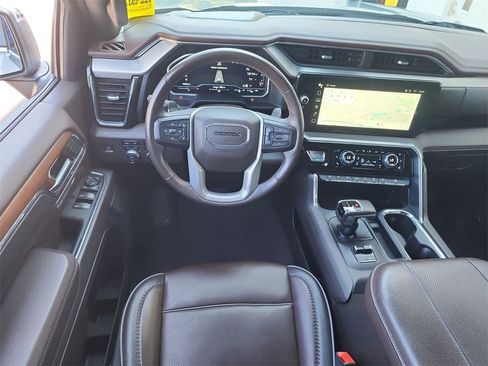 Certified 2023 GMC Sierra 1500 Denali w/ Denali Reserve Package image 11