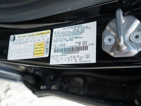 Used 2016 Ford Fusion SE w/ Equipment Group 202A image 38