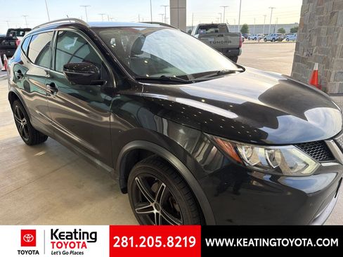 Used 2018 Nissan Rogue Sport SL FWD image 7