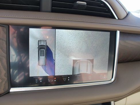 Used 2023 GMC Yukon Denali w/ Denali Reserve Package image 31