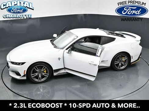 Used 2024 Ford Mustang Coupe RWD image 34