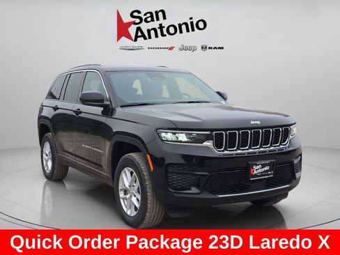New 2025 Jeep Grand Cherokee Laredo X RWD image 2