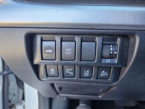 Used 2015 Subaru Legacy 2.5i Limited image 11