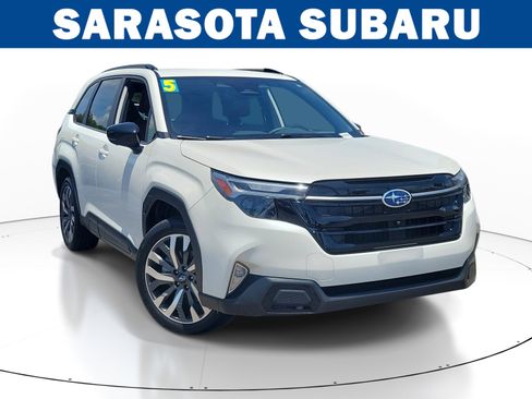 Certified 2025 Subaru Forester Touring AWD/4WD image 1