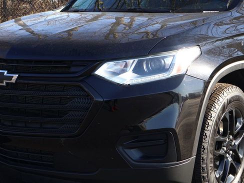 Used 2021 Chevrolet Traverse LS w/ LPO, Blackout Package image 3