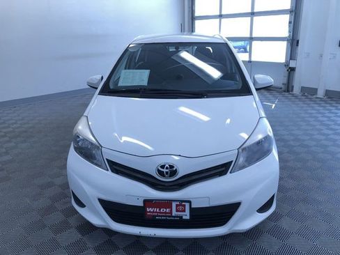 Used 2014 Toyota Yaris L image 15