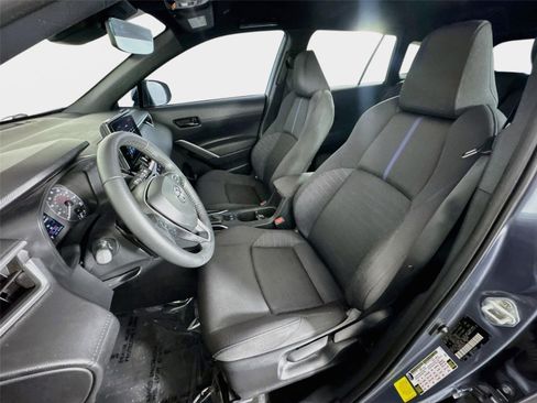 Used 2024 Toyota Corolla Cross AWD Hybrid image 12