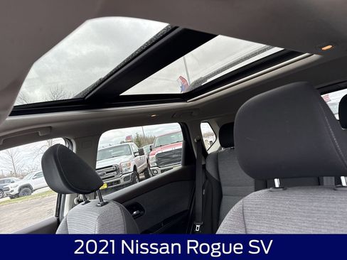 Used 2021 Nissan Rogue SV AWD/4WD image 17