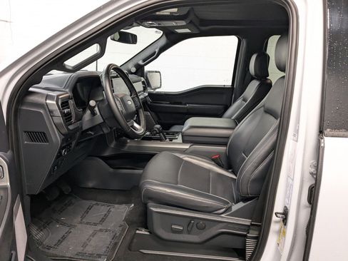 Certified 2025 Ford F150 Lariat image 28