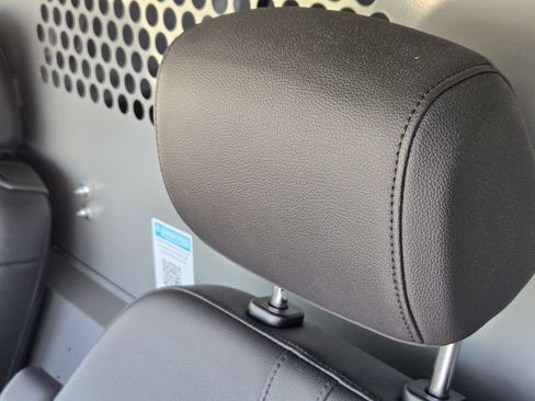 Used 2022 Ford Transit Connect XL FWD image 16