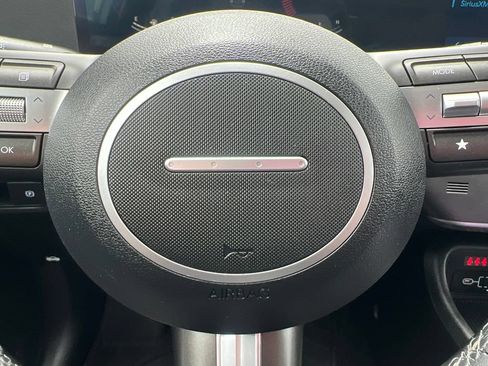 Used 2025 Hyundai Kona SEL AWD/4WD image 55