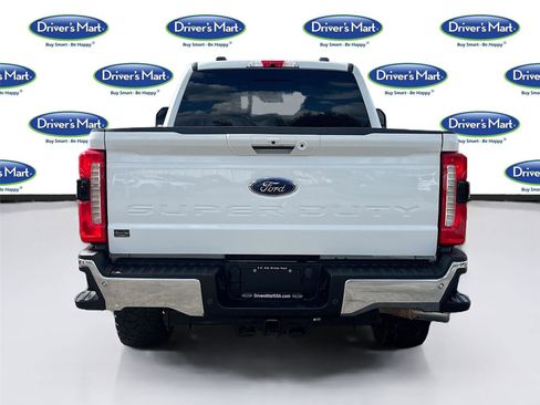 Used 2023 Ford F250 Lariat w/ Chrome Package image 6