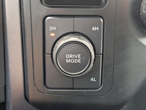 Used 2023 Ford F150 XLT image 30