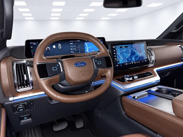 Used 2026 Ford Expedition King Ranch AWD/4WD image 32