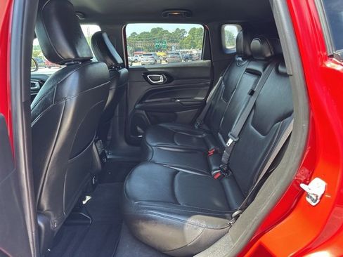 Certified 2022 Jeep Compass Limited image 28
