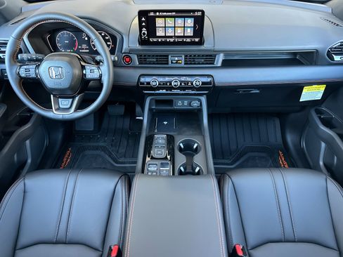 New 2025 Honda Pilot TrailSport image 14