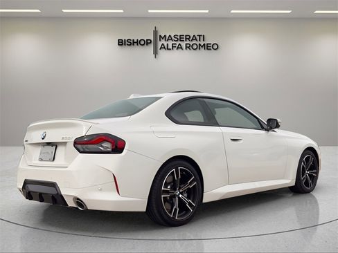 Used 2025 BMW 230i xDrive Coupe w/ M Sport Package image 7