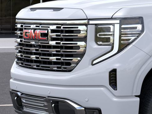 New 2026 GMC Sierra 1500 Denali w/ Denali Reserve Package AWD/4WD image 40
