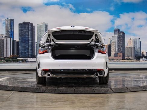 Certified 2024 BMW 430i Convertible w/ Convenience Package image 14