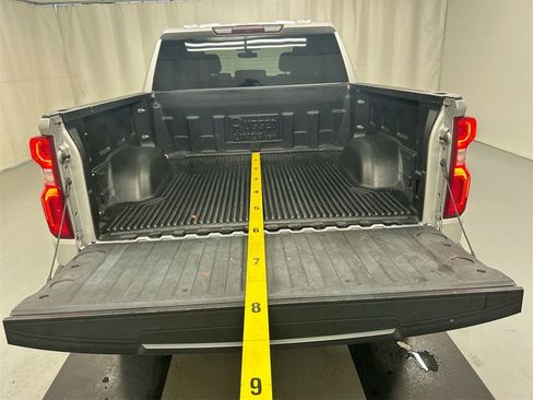 Used 2019 Chevrolet Silverado 1500 Custom Trail Boss w/ Custom Convenience Package image 21