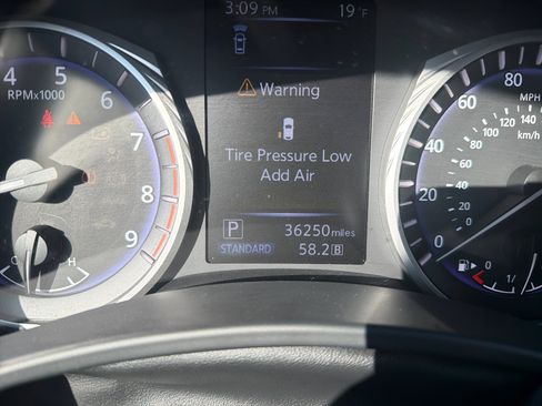 Used 2019 INFINITI Q50 Sport image 29