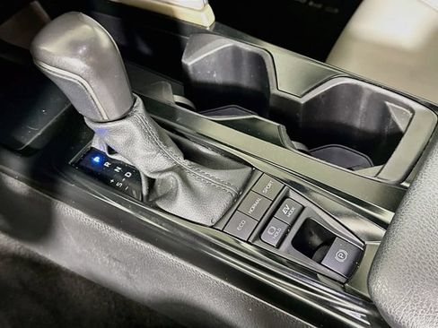 Certified 2025 Toyota Camry SE w/ Convenience Package FWD image 19