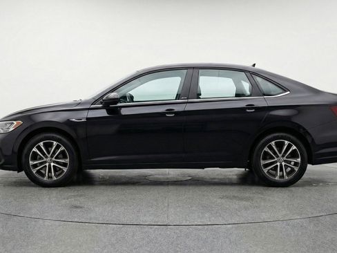 Used 2025 Volkswagen Jetta Sport image 5