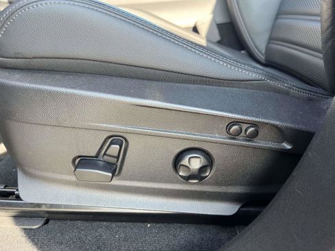 Used 2023 Alfa Romeo Stelvio Veloce image 19