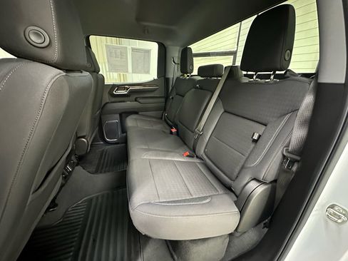 Used 2024 GMC Sierra 1500 Elevation image 26