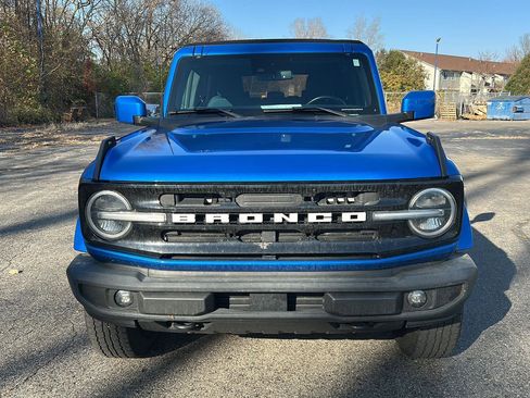 Used 2022 Ford Bronco Outer Banks image 2