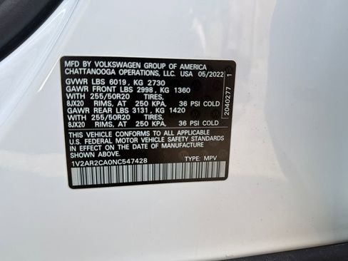 Used 2022 Volkswagen Atlas SEL R-Line image 34