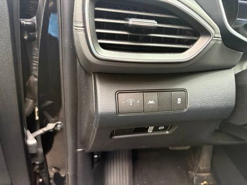 Used 2022 Hyundai Santa Fe SEL AWD/4WD image 12