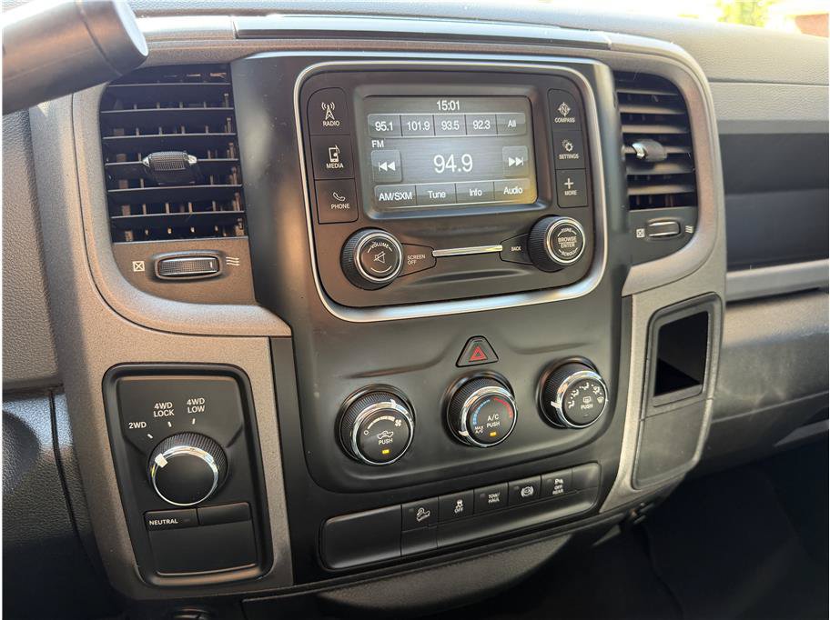 Used 2018 RAM 2500 Tradesman w/ Chrome Appearance Group AWD/4WD image 18